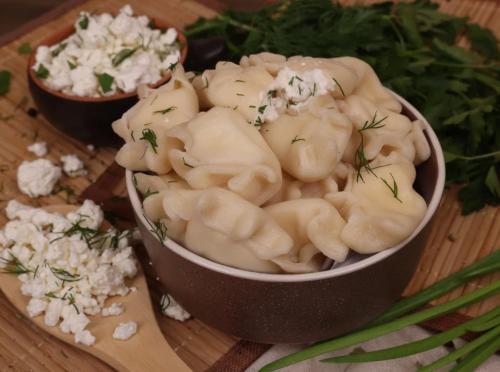 Вареники с творогом и зеленью